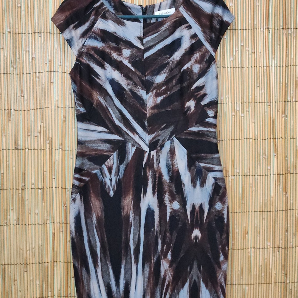 Stretch Knit Sheath Dress Abstract Animal Print Brown Blue Cap Sleeve 6 bust 38"